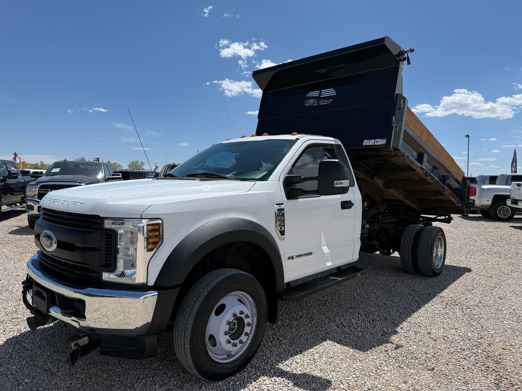 Used 2018 Ford F550 4x4 Regular Cab Super Duty image 4