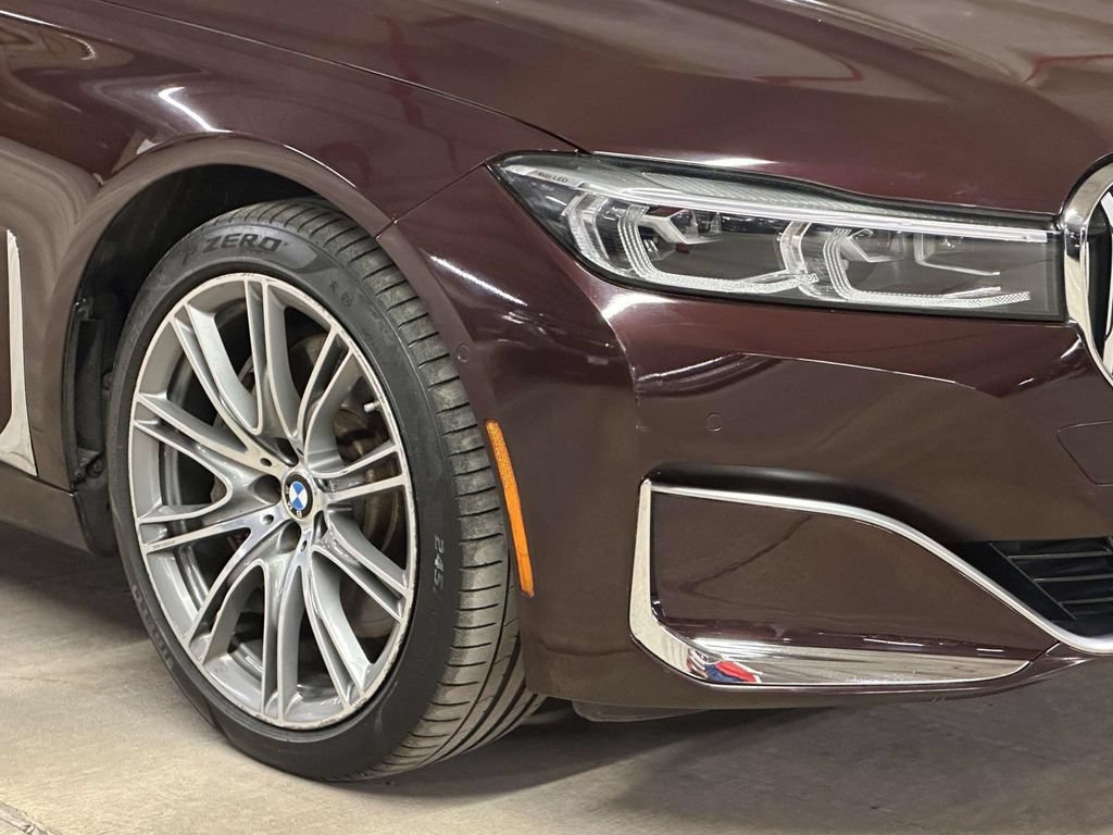 Used 2020 BMW 750i xDrive w/ Executive Package AWD/4WD image 10