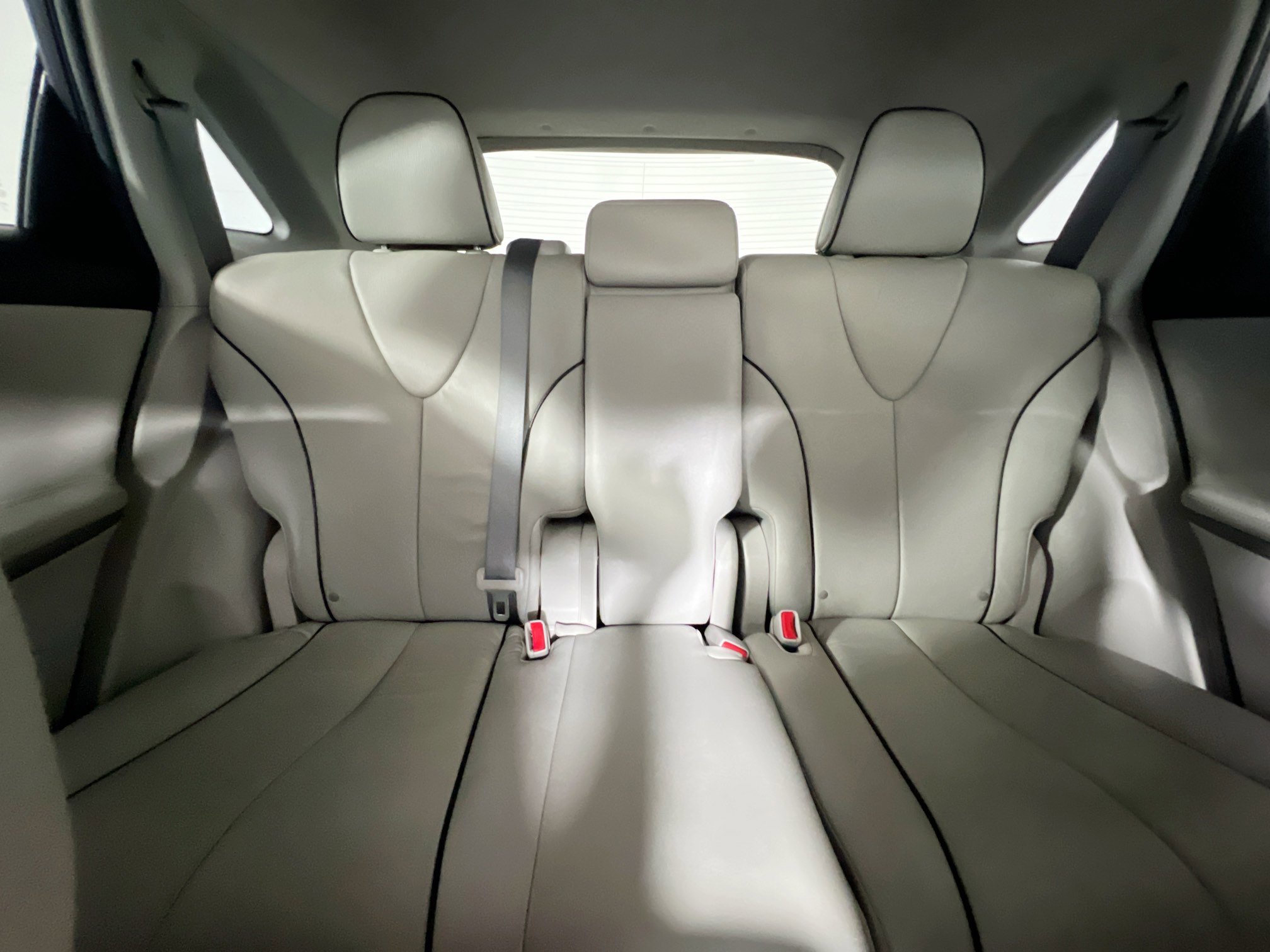 Used 2014 Toyota Venza XLE image 33