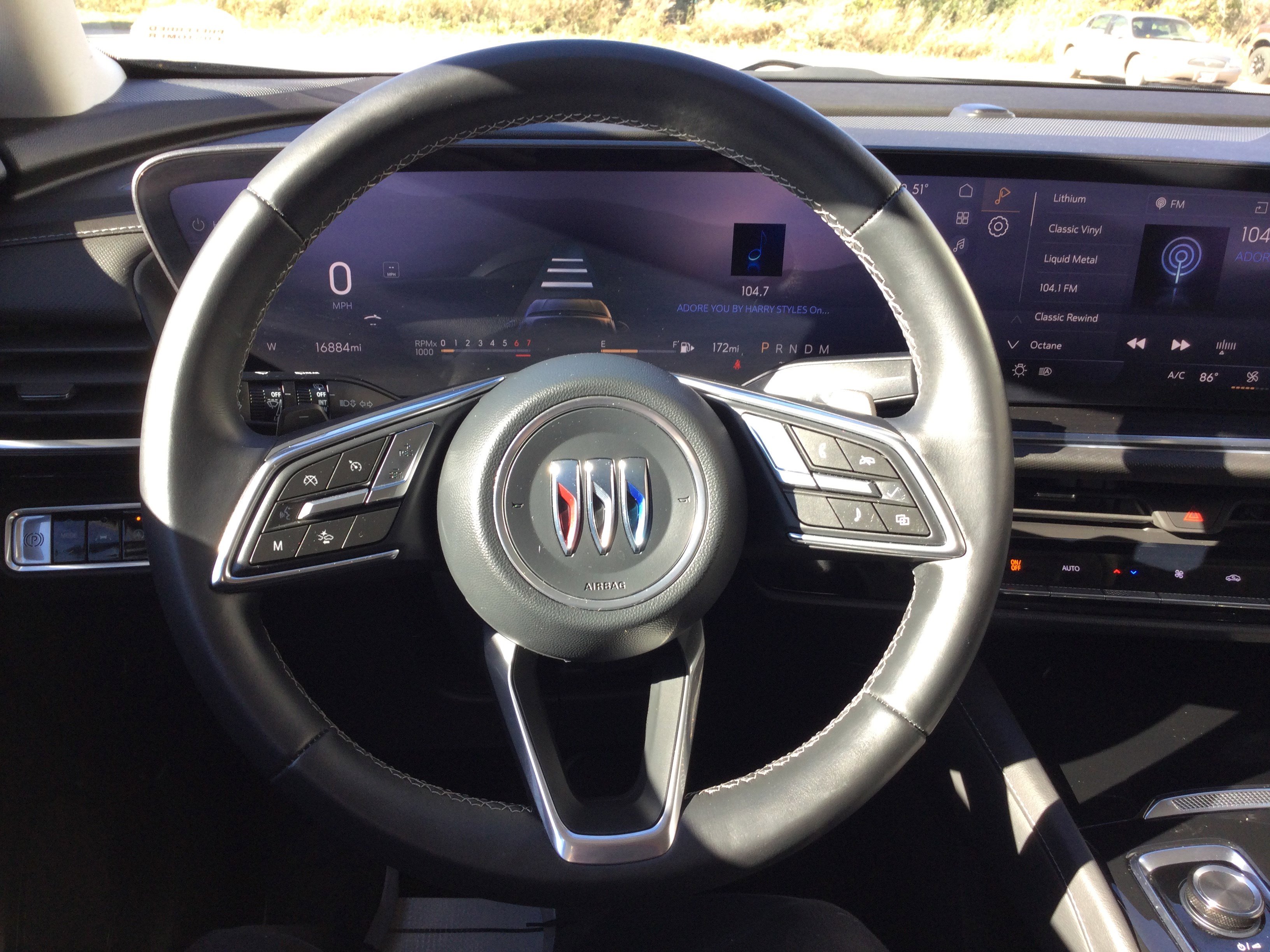 Used 2025 Buick Envision Preferred image 15