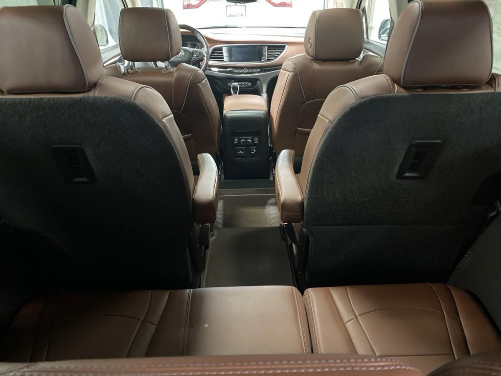 Used 2021 Buick Enclave Avenir w/ Avenir Technology Package image 13