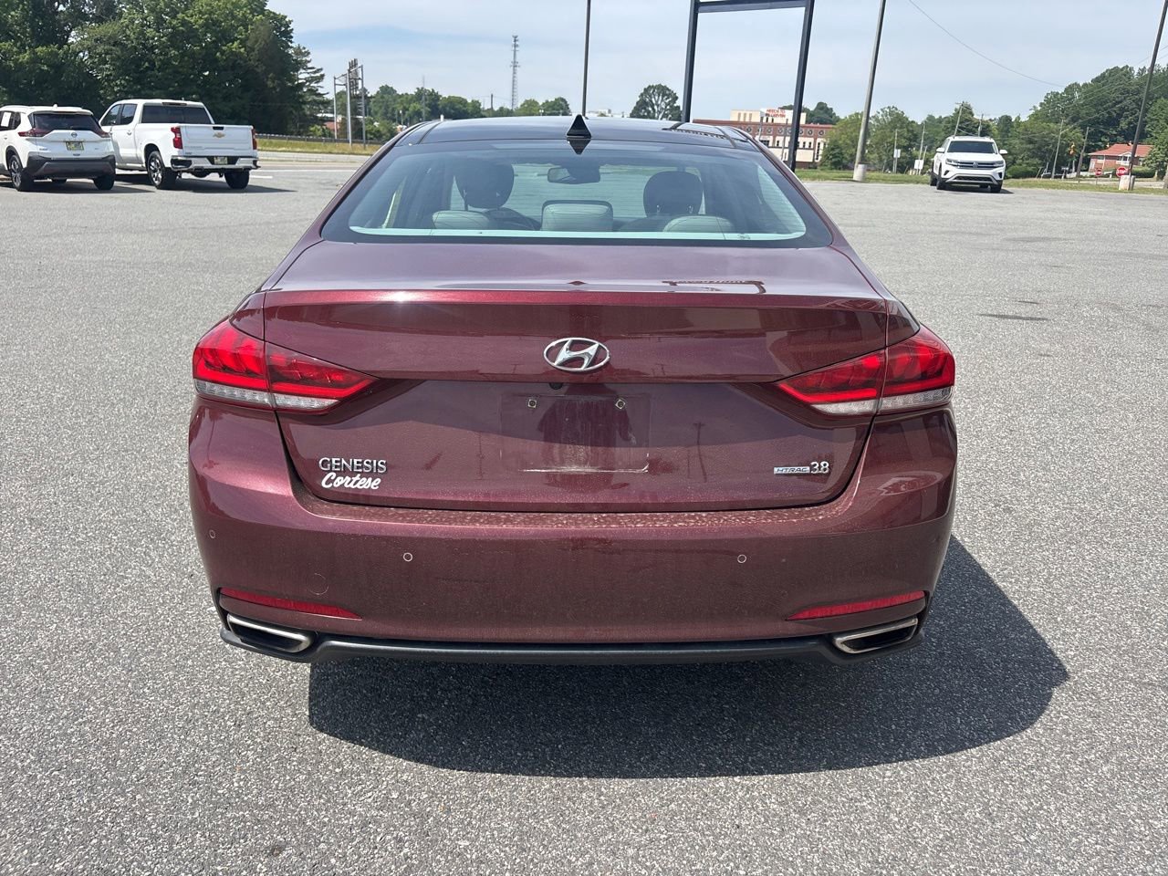 Used 2015 Hyundai Genesis 3.8 w/ Option Group 03 AWD/4WD image 7
