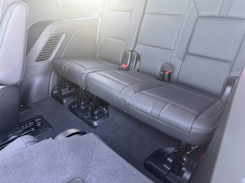 Used 2025 Chevrolet Tahoe RST w/ Comfort Package image 24