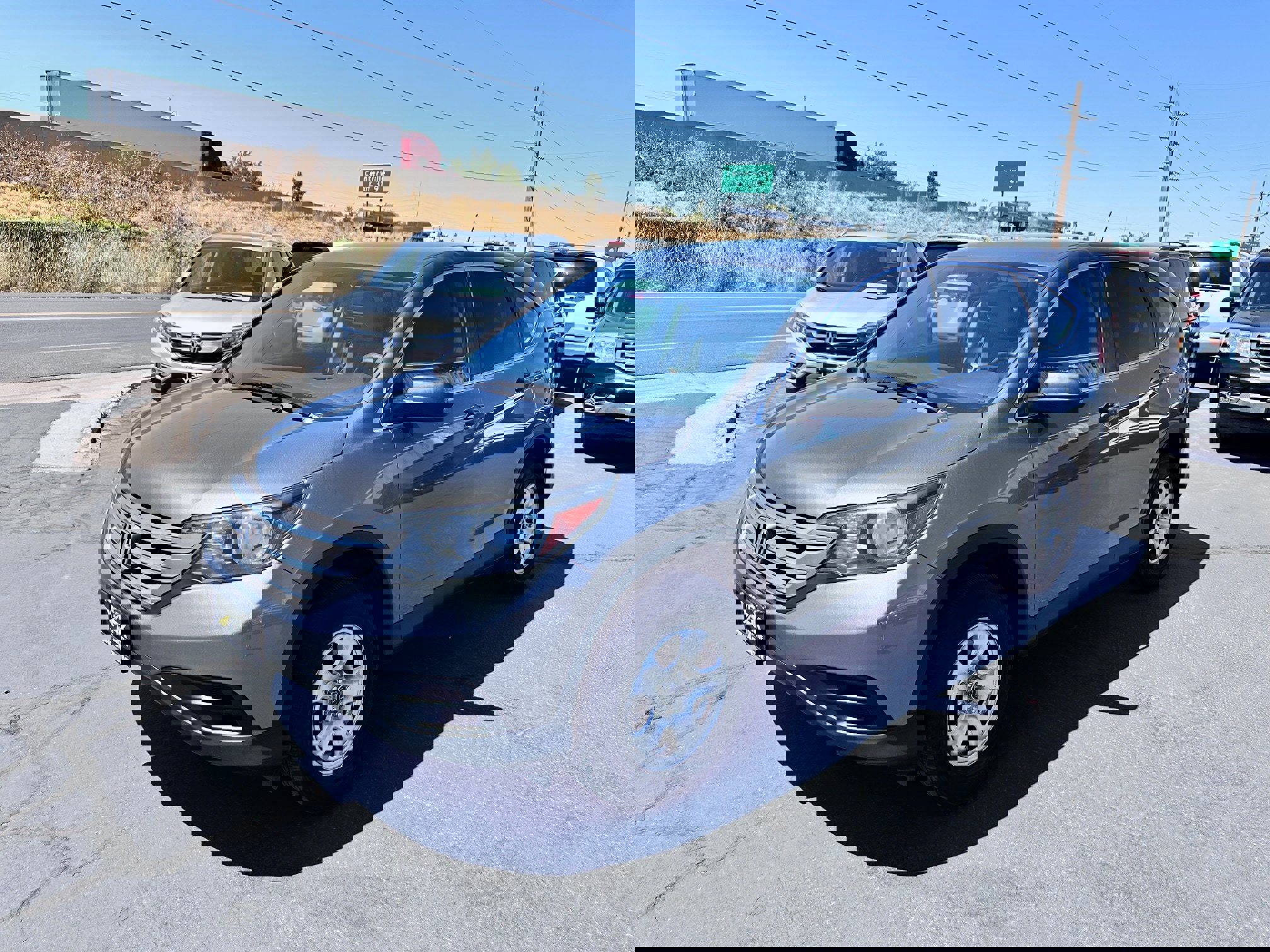 Used 2014 Honda CR-V LX image 2