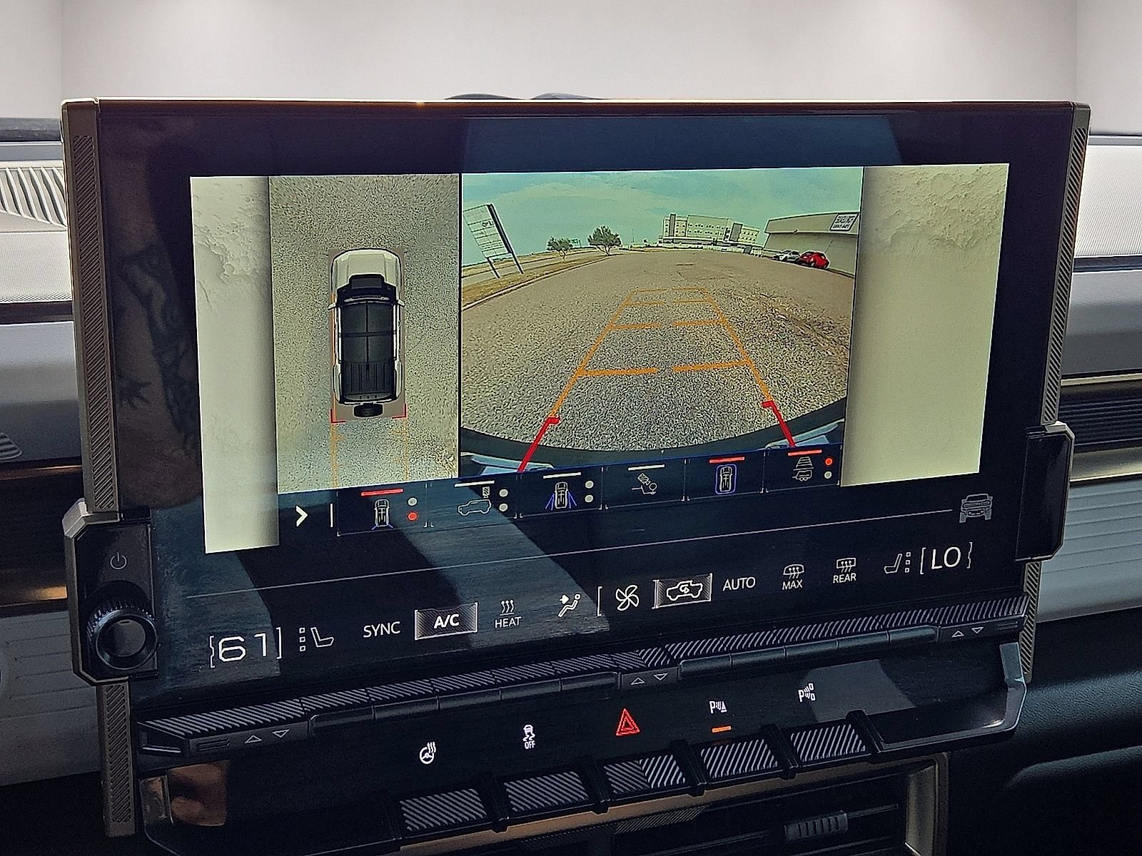 Used 2024 GMC Hummer EV 3X AWD/4WD image 26