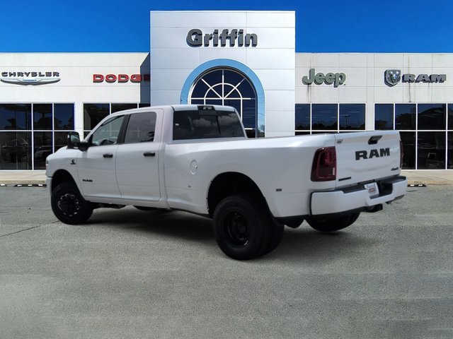 New 2026 RAM 3500 Big Horn AWD/4WD image 9