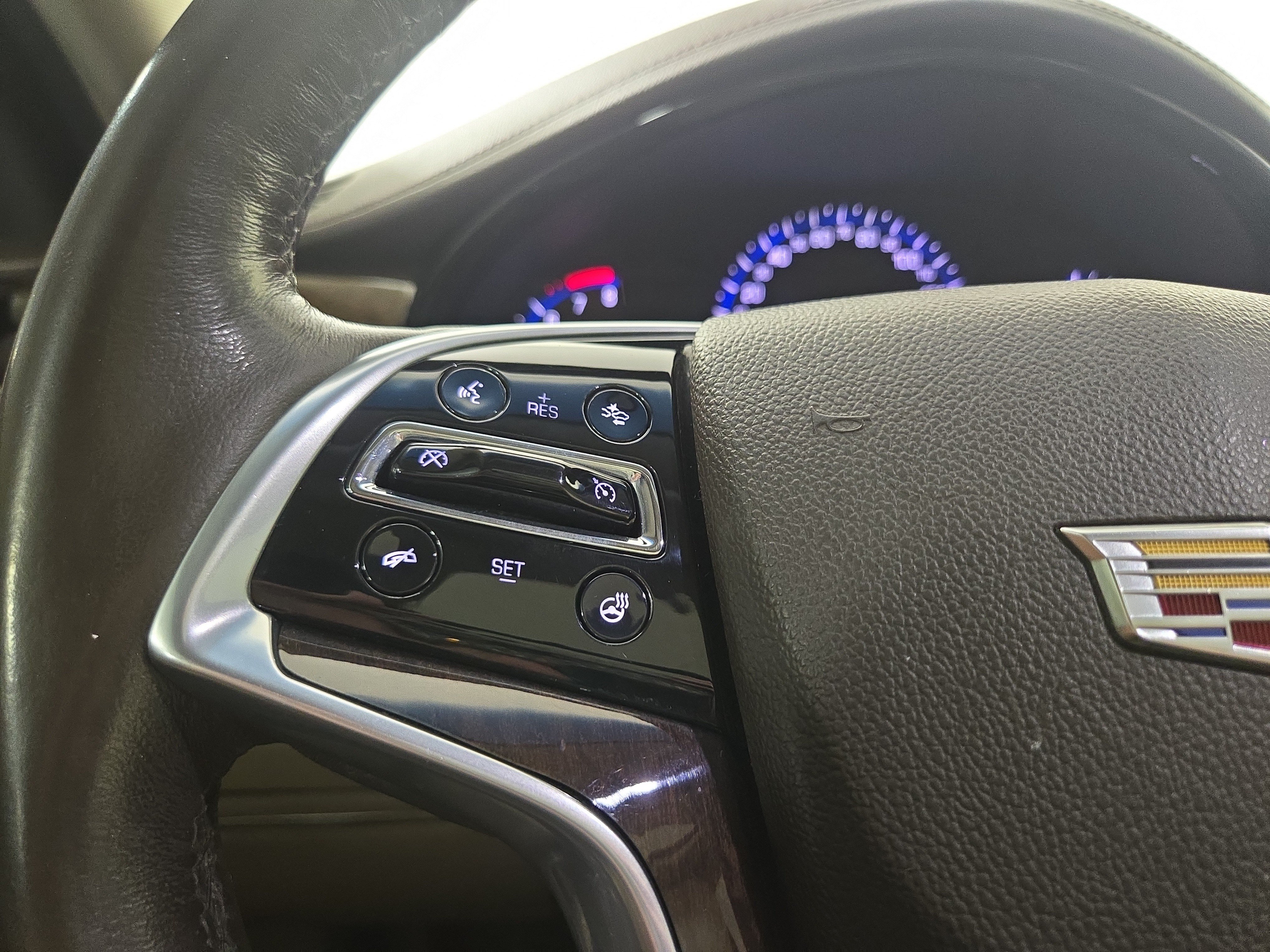 Used 2016 Cadillac XTS Luxury w/ Driver Awareness Package FWD image 15