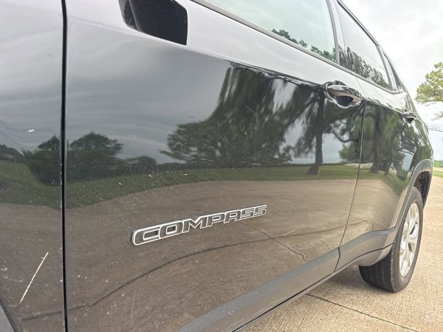 Used 2024 Jeep Compass Latitude image 8