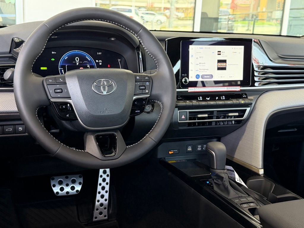 Used 2026 Toyota Camry SE w/ Convenience Package FWD image 32