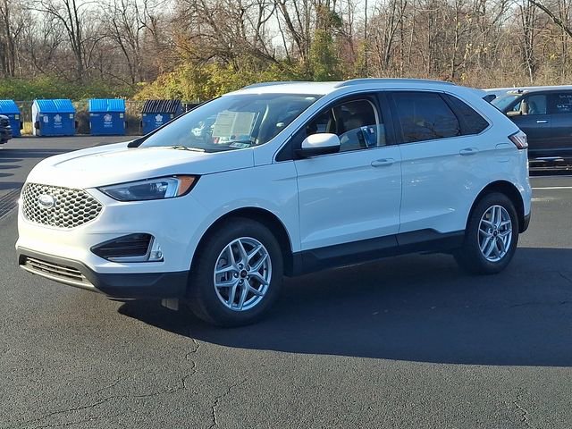 Used 2024 Ford Edge SEL w/ Convenience Package image 5