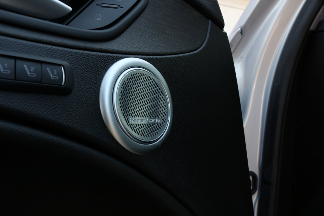 Used 2020 Alfa Romeo Stelvio Ti w/ Active Blind Spot Package image 20