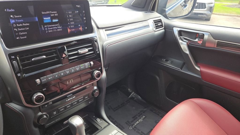 Used 2023 Lexus GX 460 Premium w/ Premium Package image 37