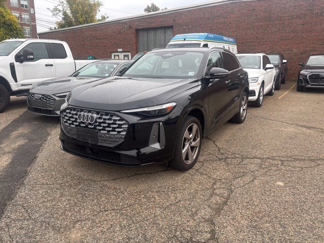 Certified 2025 Audi Q5 Premium Plus w/ Premium Plus