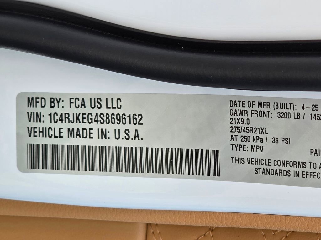 Used 2025 Jeep Grand Cherokee L Summit image 53