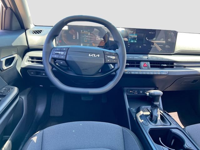 New 2026 Kia K4 LXS image 21