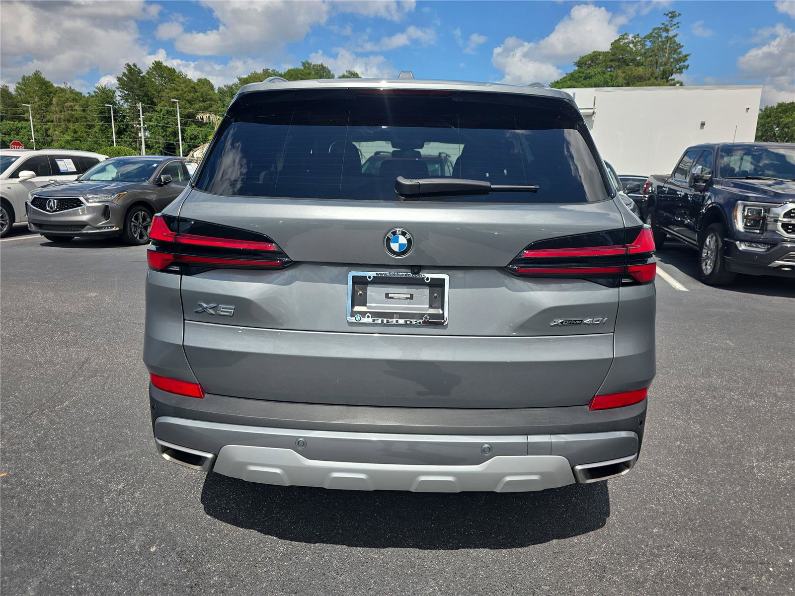 Certified 2024 BMW X5 xDrive40i w/ Parking Assistance Package AWD/4WD image 3
