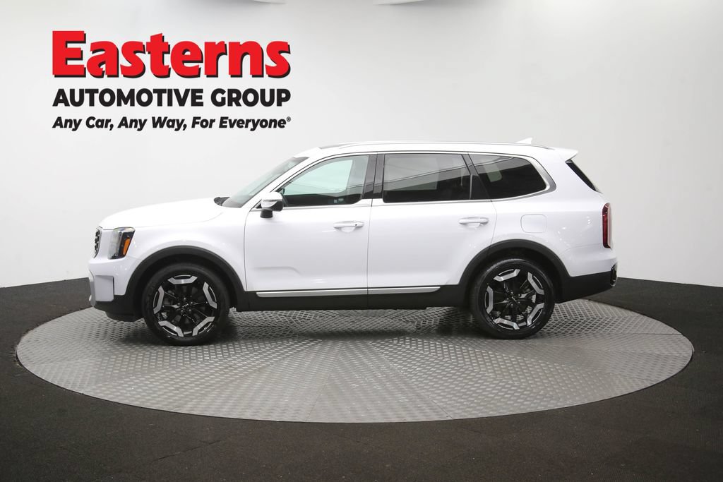 Used 2025 Kia Telluride S FWD image 64