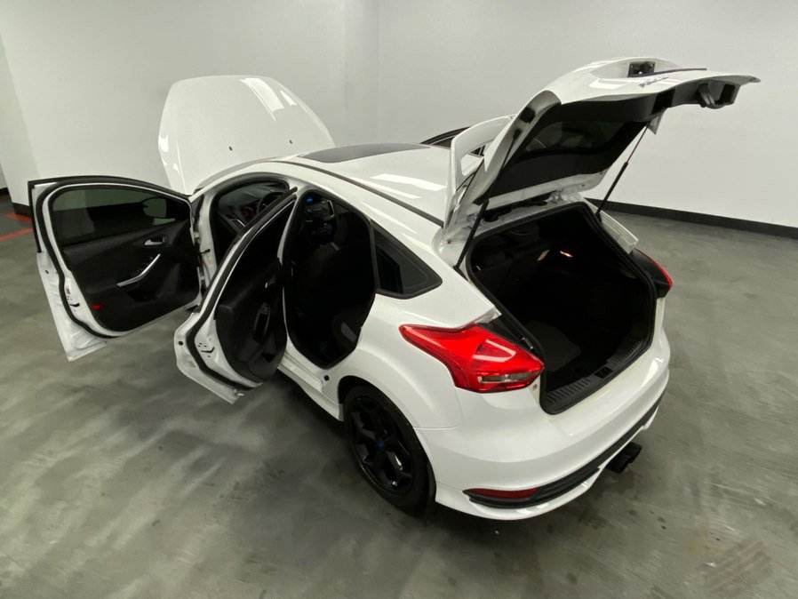 Used 2016 Ford Focus ST FWD image 47