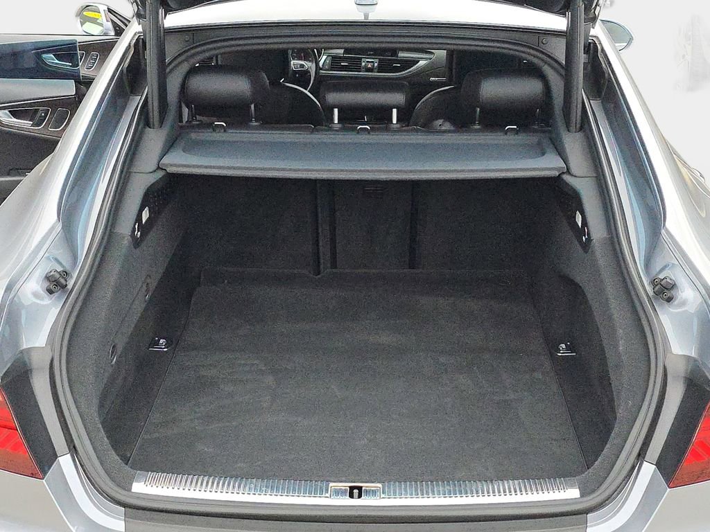 Used 2017 Audi A7 3.0T Premium Plus w/ 20" Wheel & Tire Package image 14