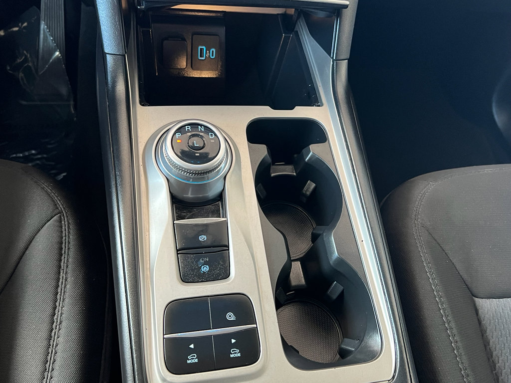 Used 2022 Ford Explorer XLT image 29