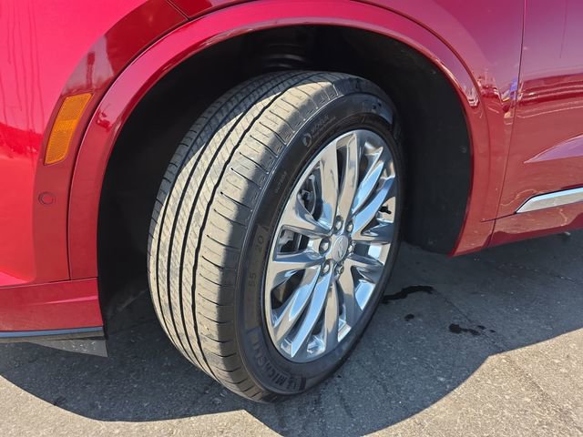 Certified 2025 Cadillac XT6 Premium Luxury w/ Technology Package AWD/4WD image 36