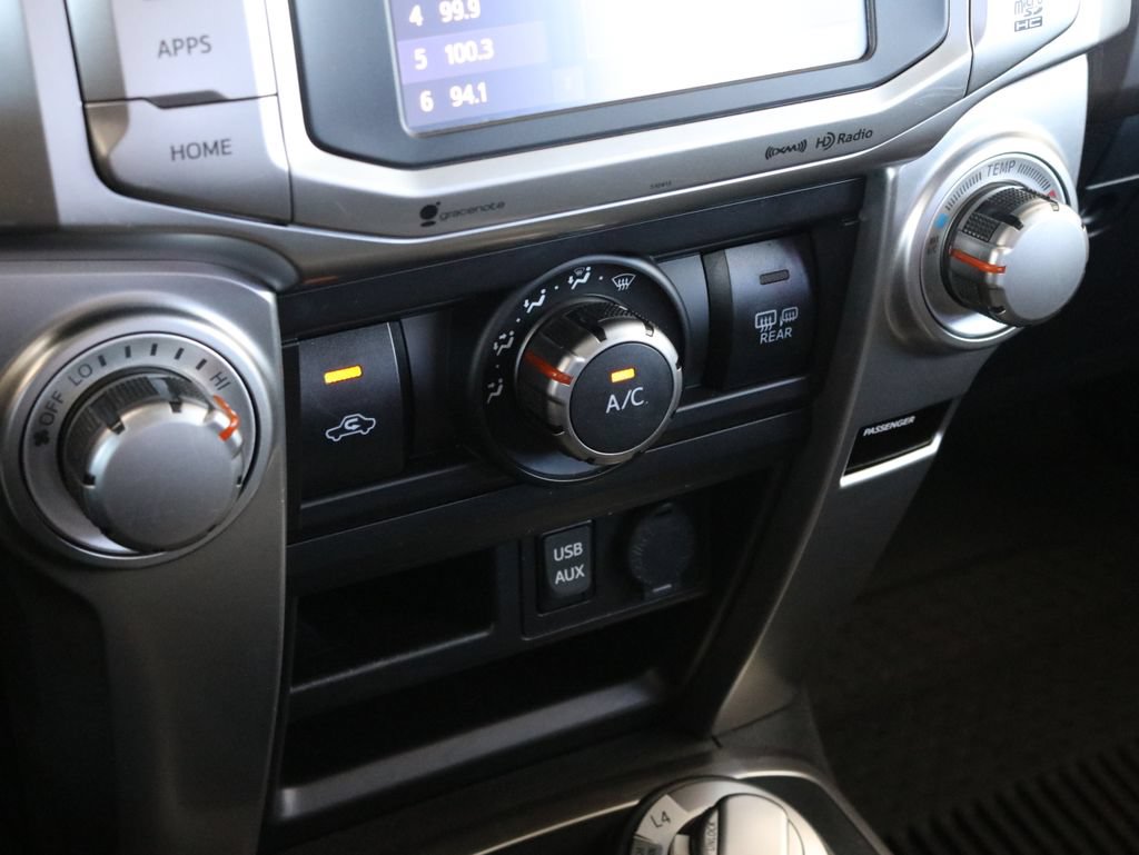 Used 2019 Toyota 4Runner SR5 AWD/4WD image 17