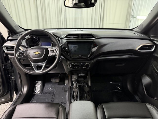 Used 2021 Chevrolet TrailBlazer ACTIV w/ Sun and Liftgate Package image 13