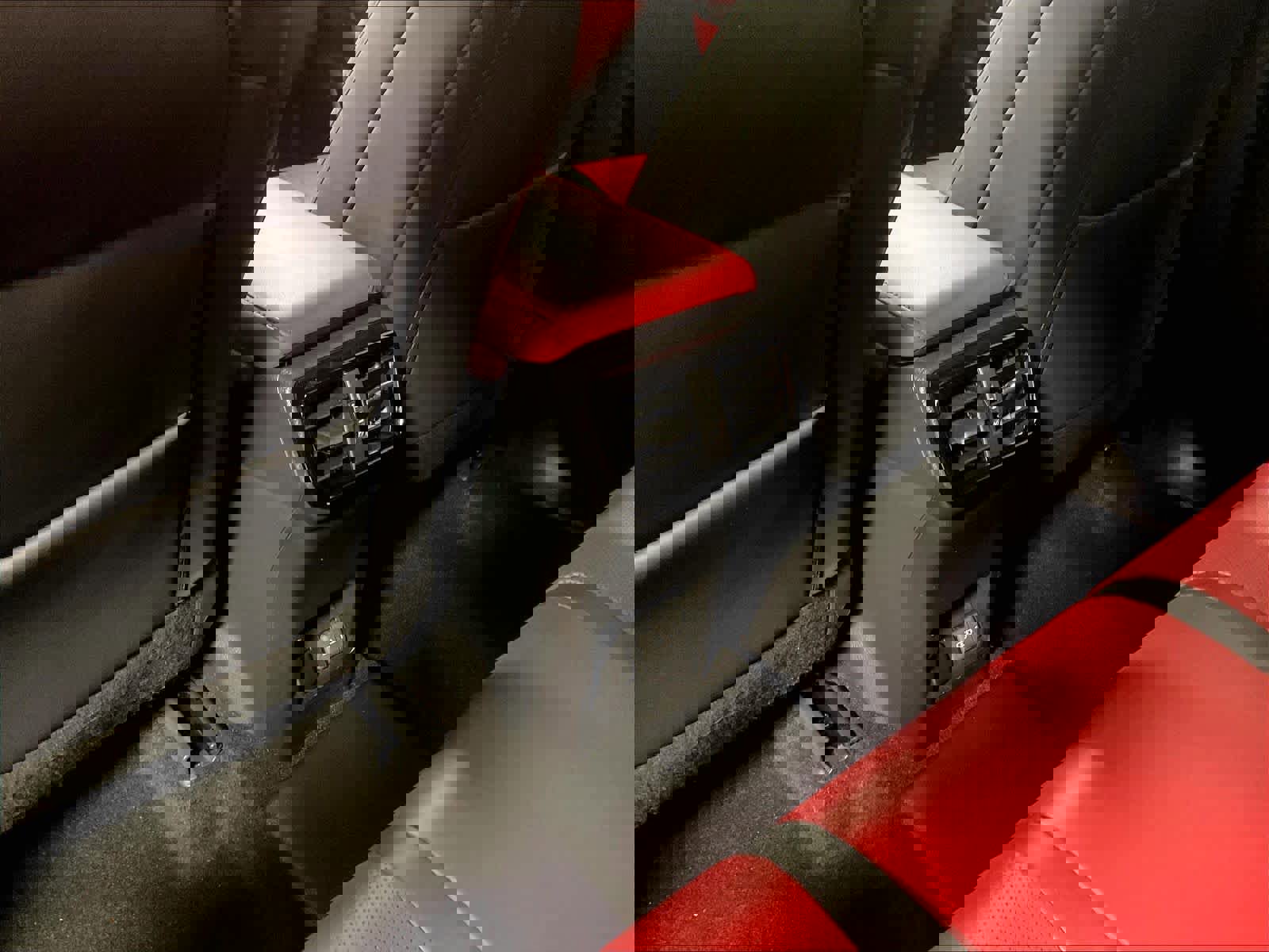 Used 2024 Lexus NX 450h+ F Sport image 28