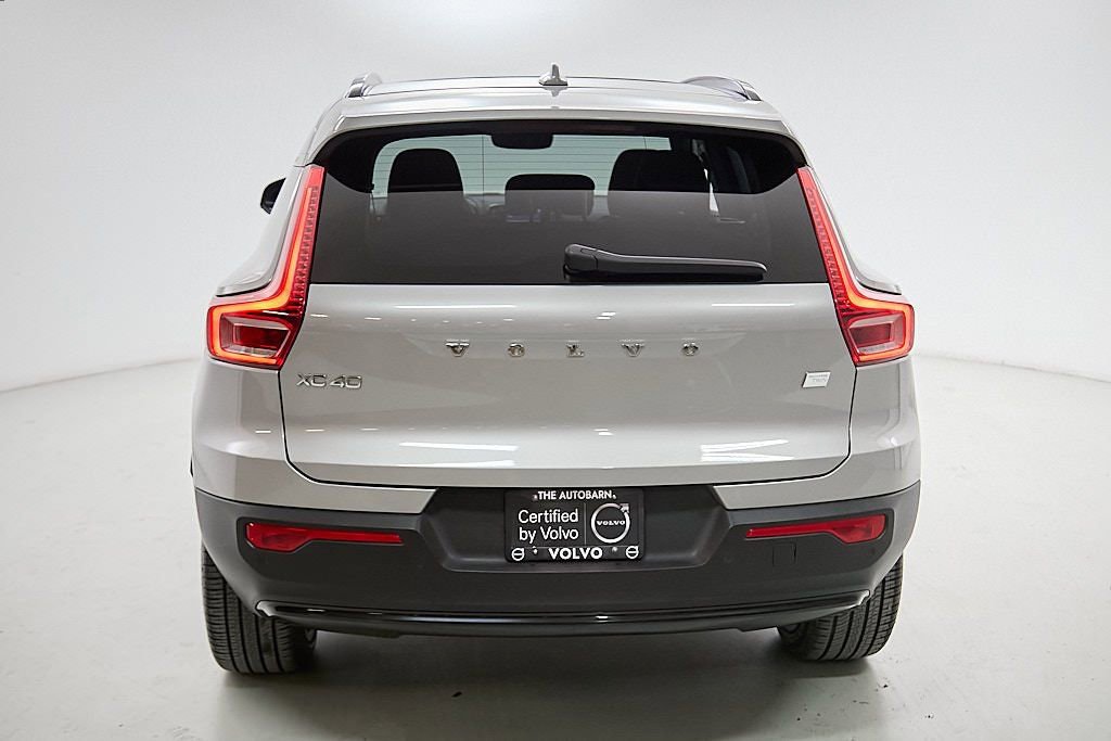 Certified 2023 Volvo XC40 Recharge Ultimate image 8