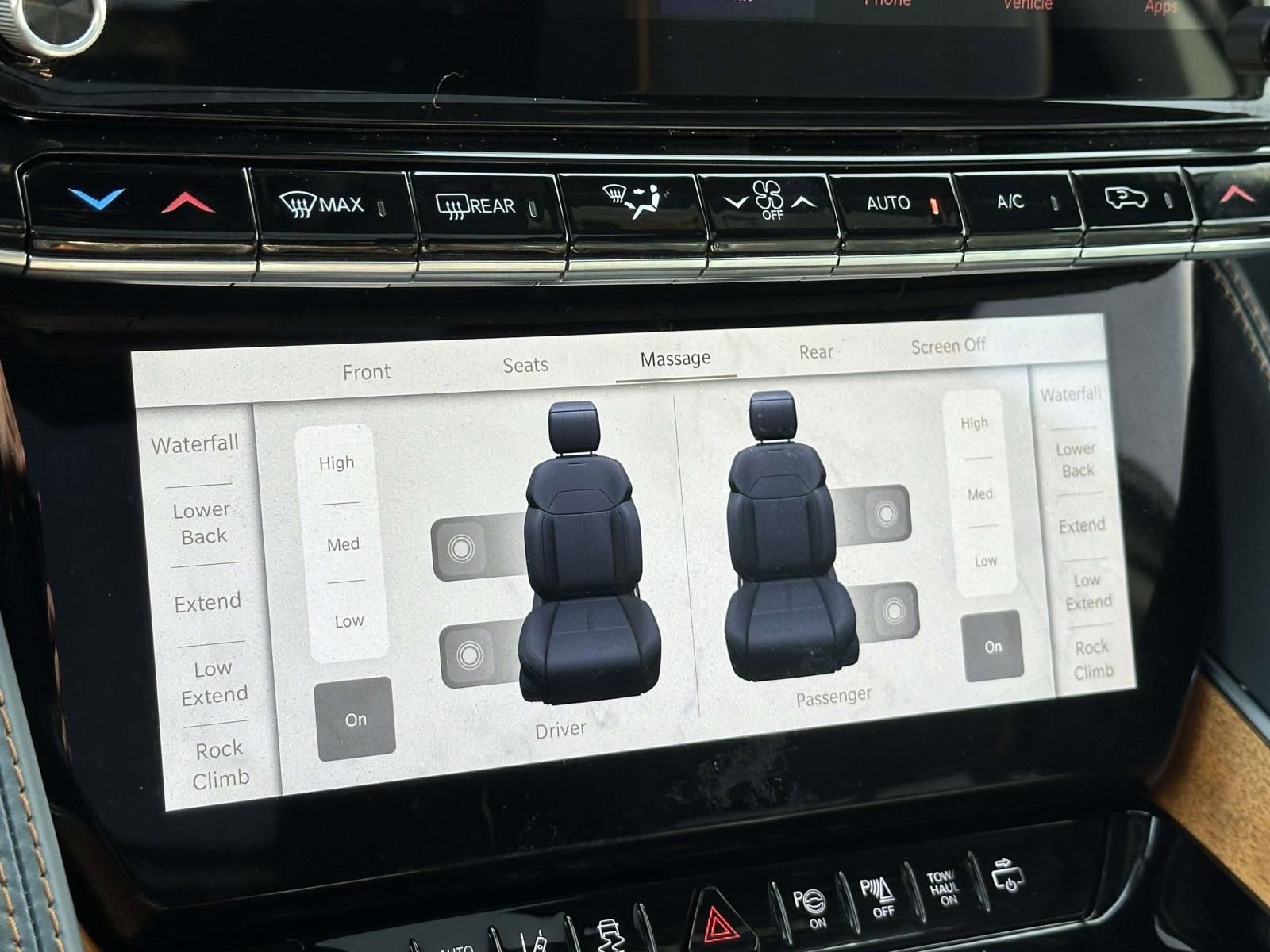 Used 2022 Jeep Grand Wagoneer Series II w/ Convenience Group III image 12