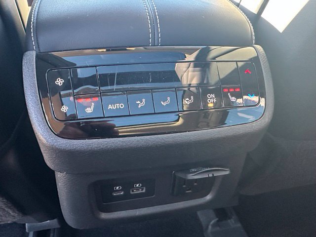 Certified 2023 INFINITI QX60 Sensory w/ Vision Package AWD/4WD image 22