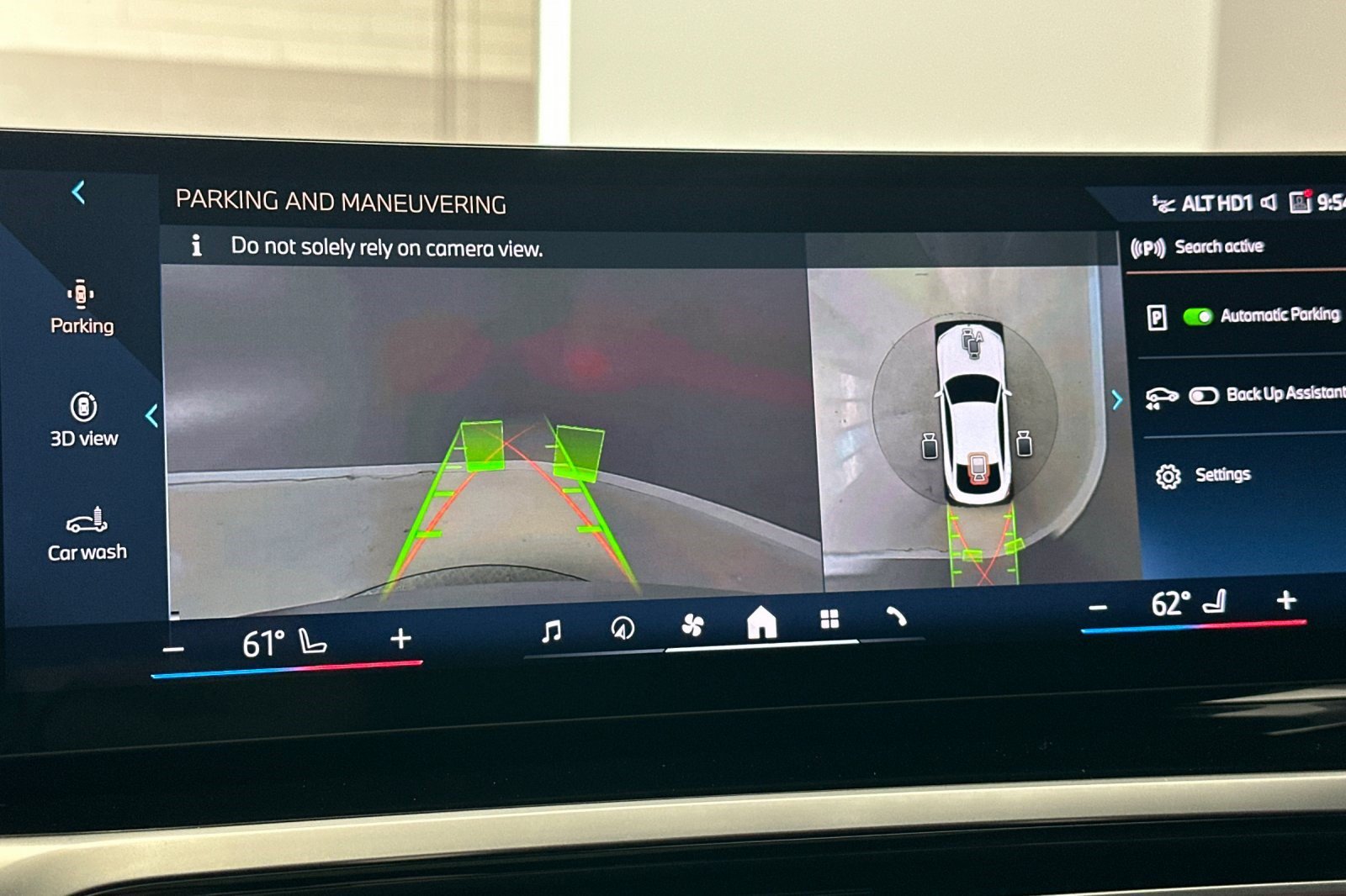 Certified 2024 BMW i4 eDrive35 w/ Premium Package RWD image 19