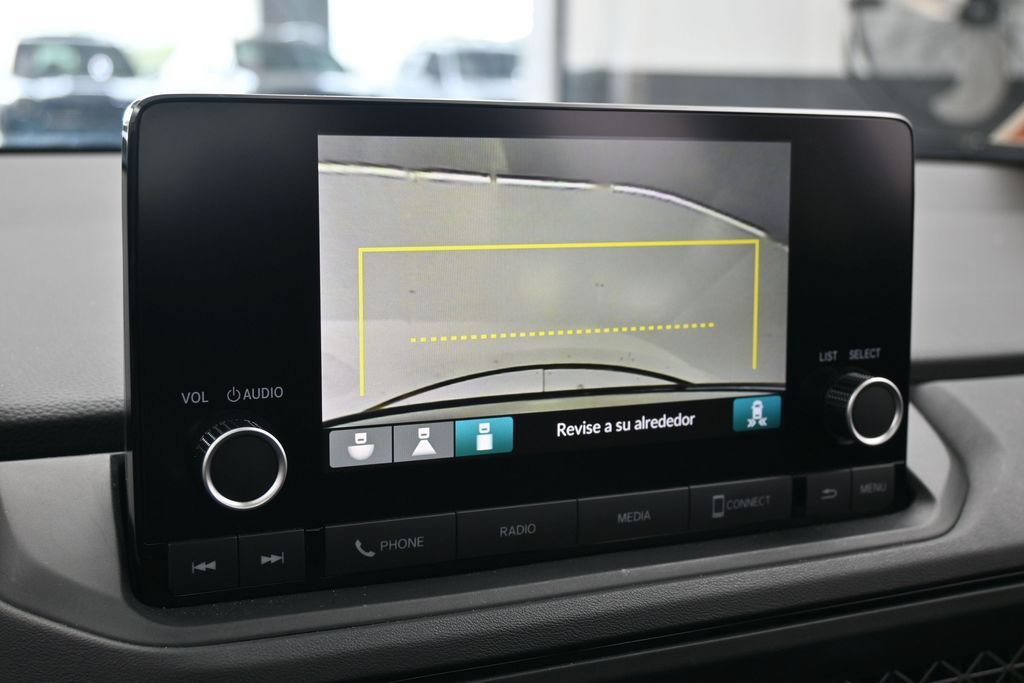 Used 2025 Honda Accord SE image 19