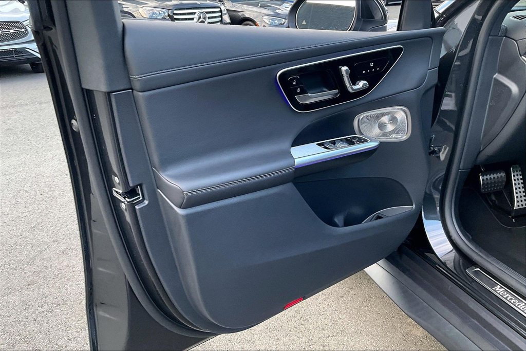 Certified 2025 Mercedes-Benz GLC 350e 4MATIC image 15