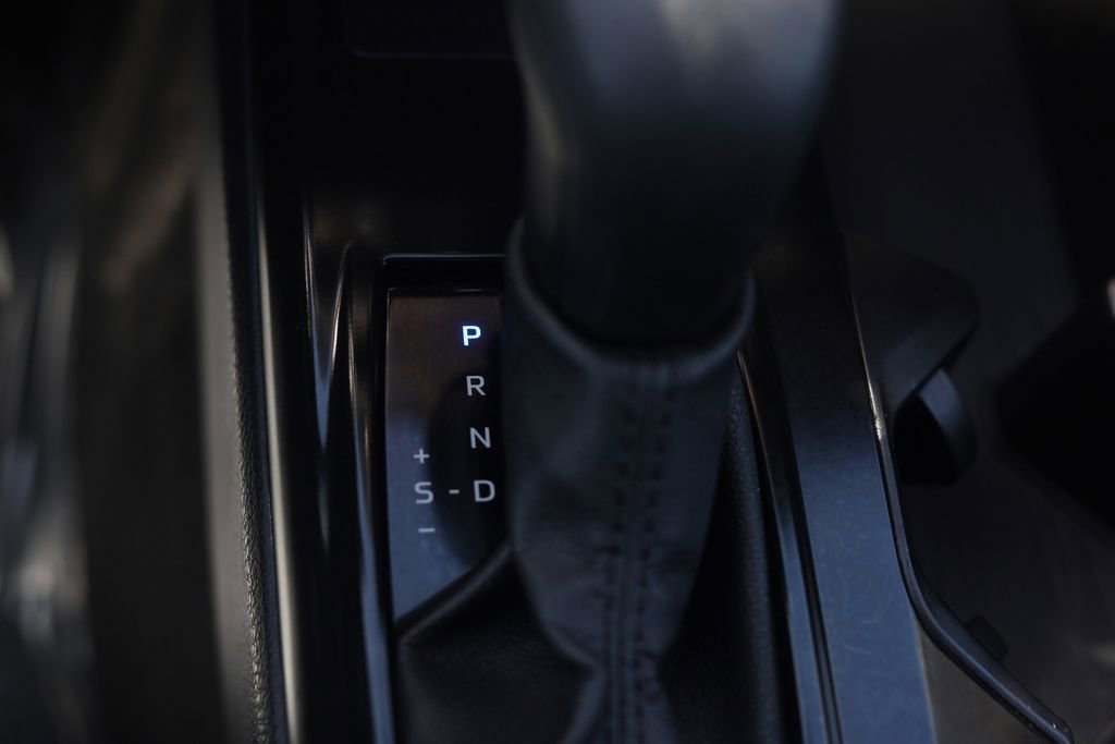 Used 2025 Toyota Camry LE FWD image 11