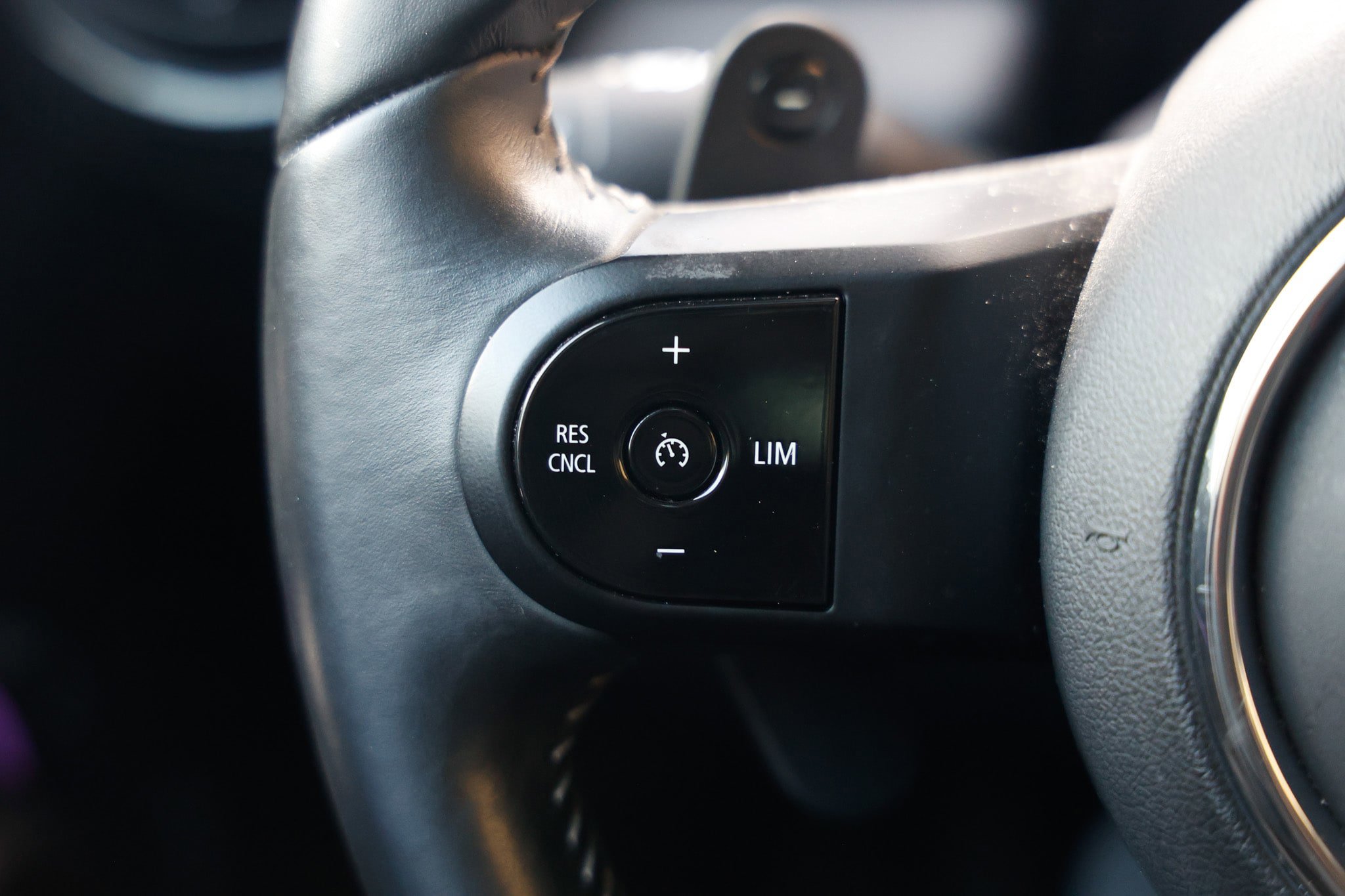 Used 2023 MINI Cooper S FWD image 29