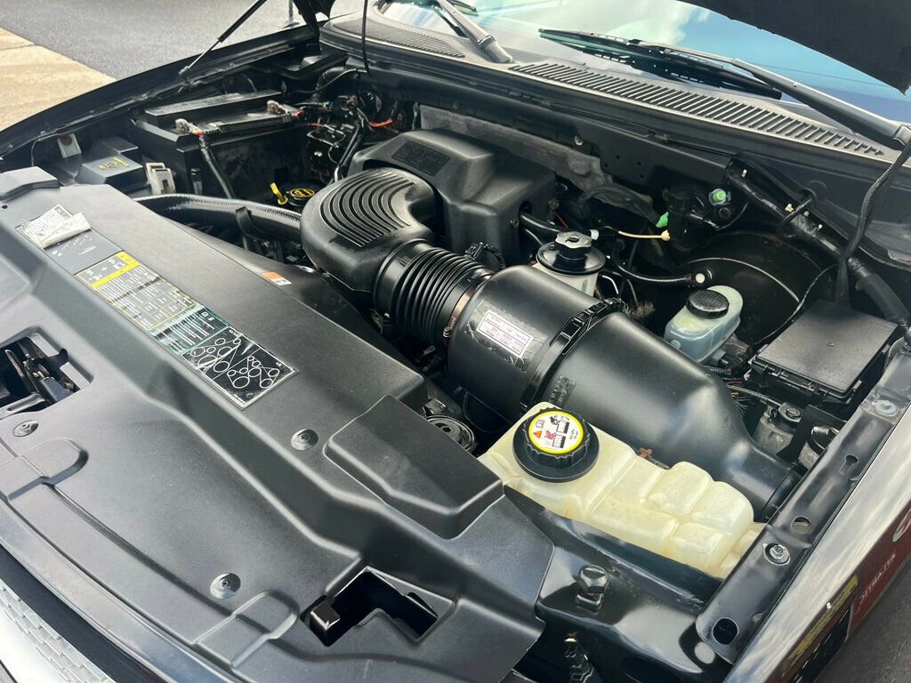 Used 2001 Ford F150 Harley-Davidson RWD image 52