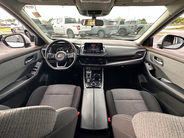Certified 2023 Nissan Rogue SV AWD/4WD image 28