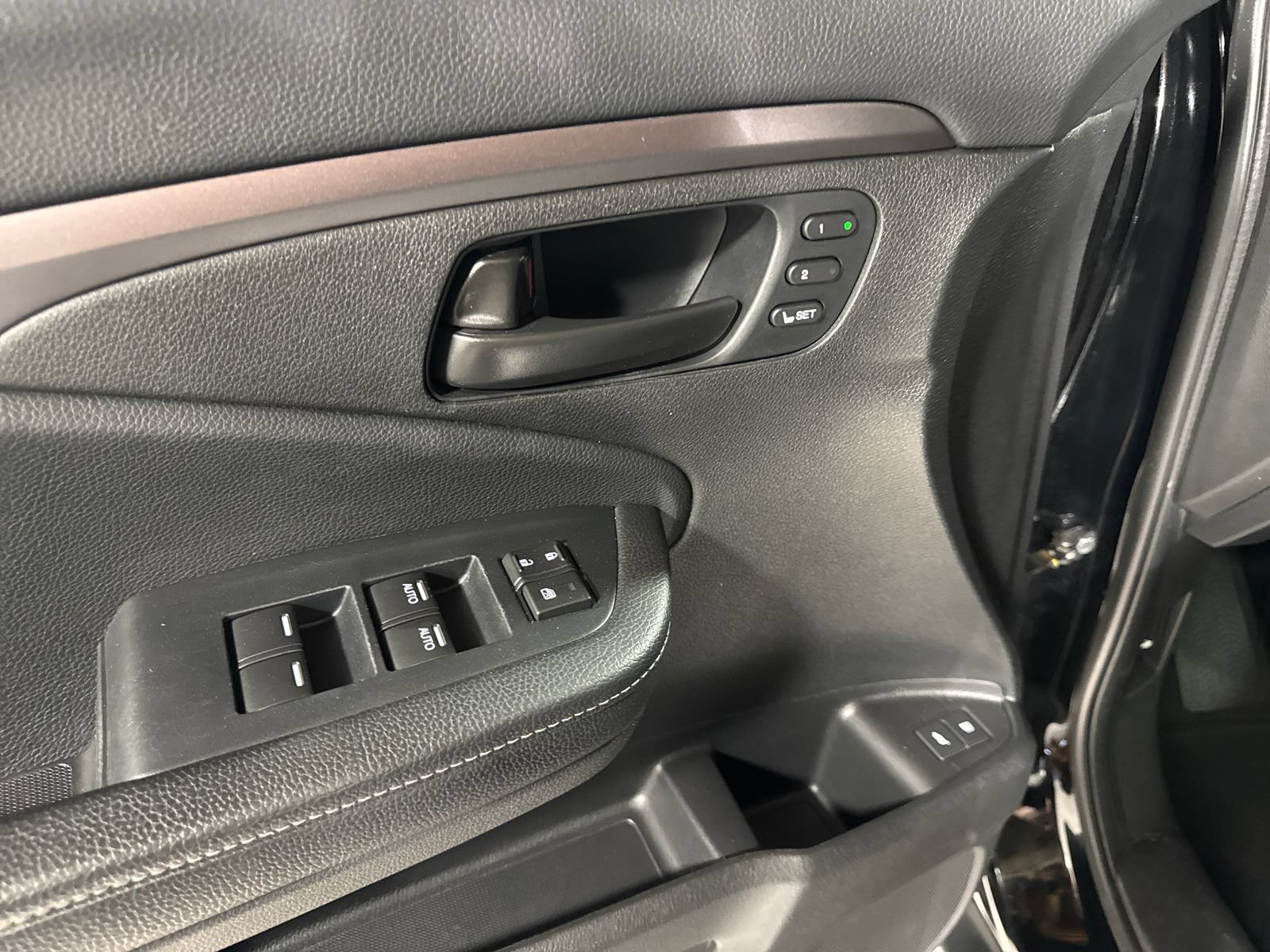 Used 2022 Honda Passport EX-L image 16