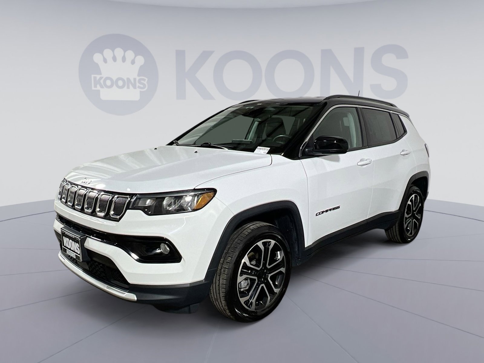 Used 2022 Jeep Compass Limited image 1