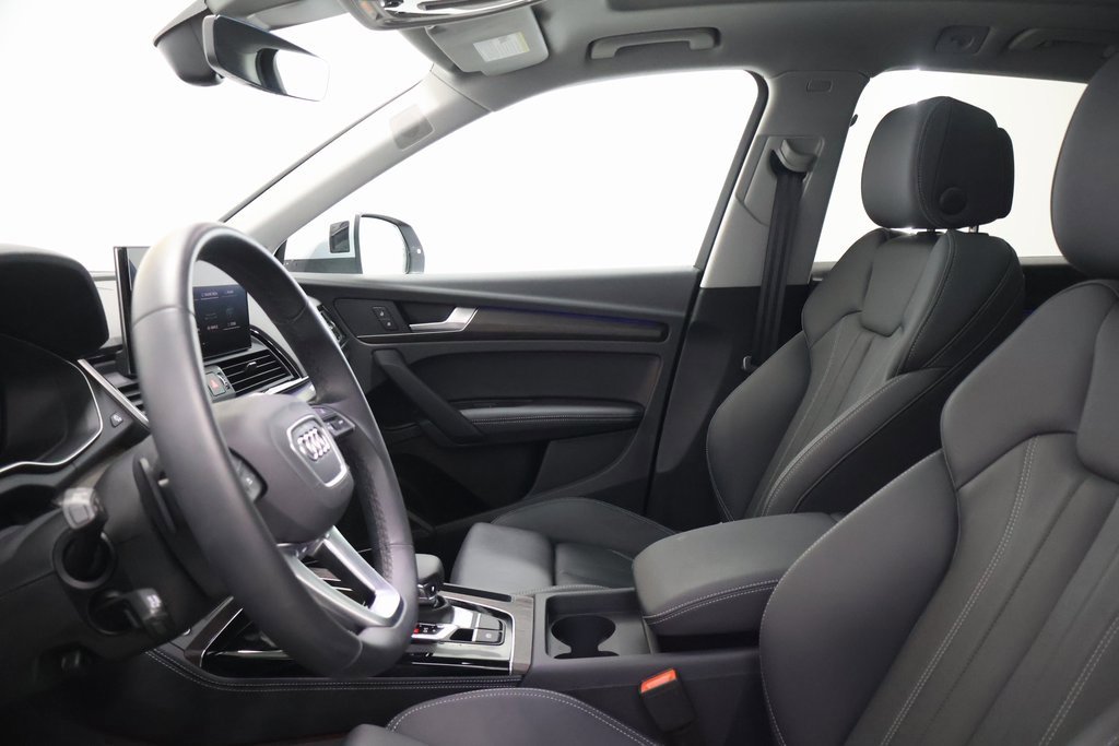 Certified 2025 Audi Q5 e Premium Plus w/ Premium Plus Package image 13