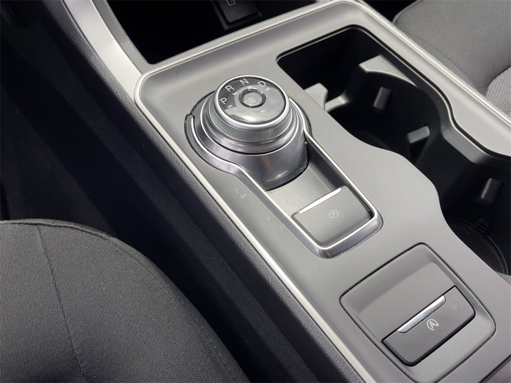 Used 2024 Ford Edge SE w/ Black Appearance Package image 25