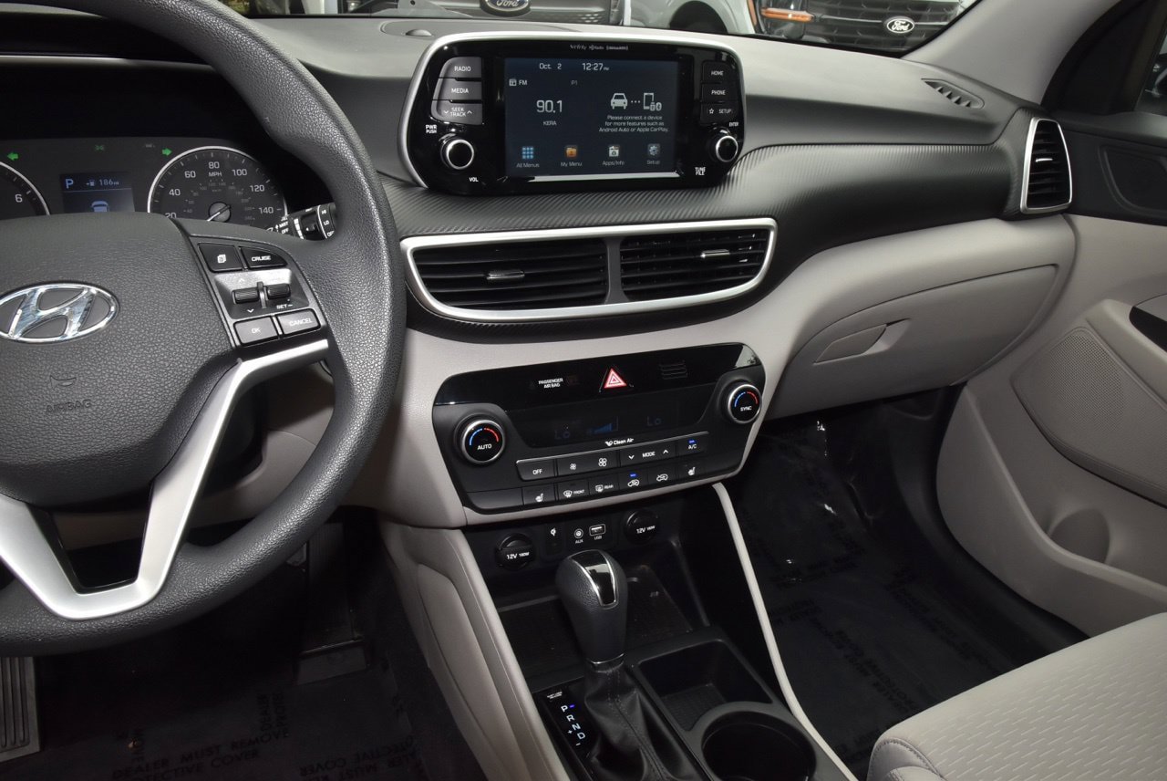 Used 2019 Hyundai Tucson Sport FWD image 26