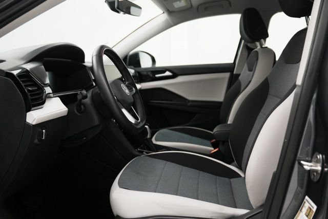 Used 2025 Volkswagen Taos S image 10