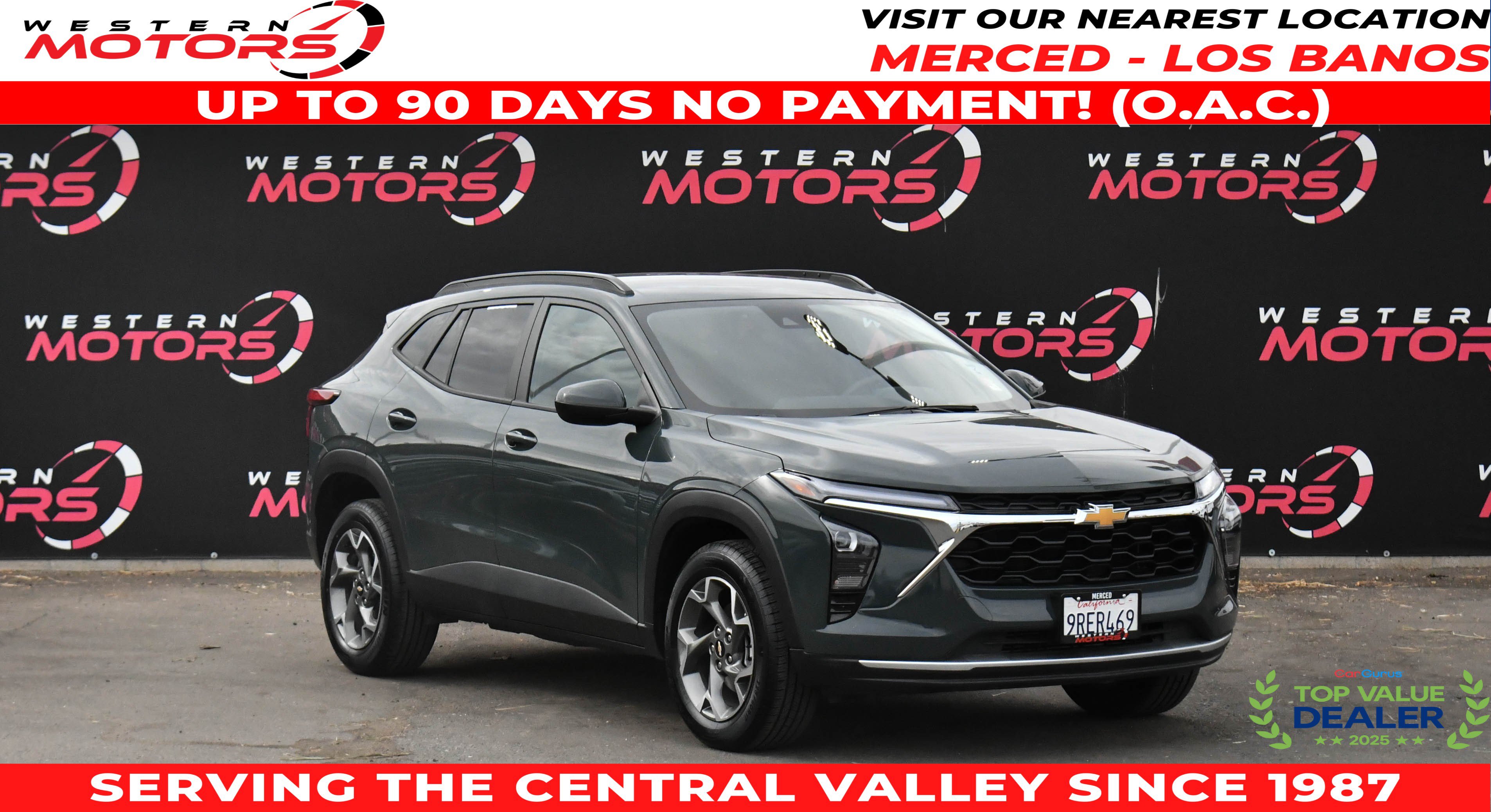 Used 2025 Chevrolet Trax LT FWD image 1