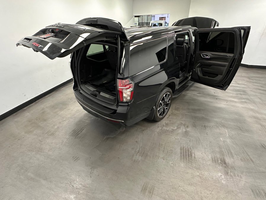 Used 2021 Chevrolet Suburban RST w/ Luxury Package image 58