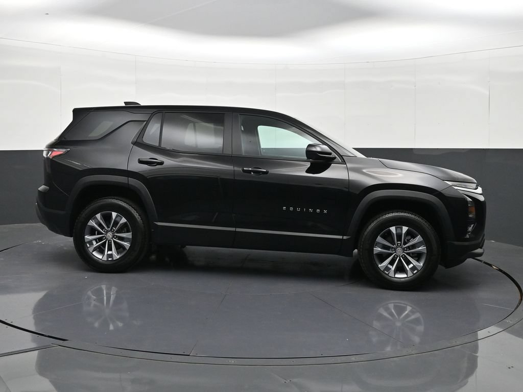 Certified 2026 Chevrolet Equinox LT w/ Safety and Technology Package AWD/4WD image 6