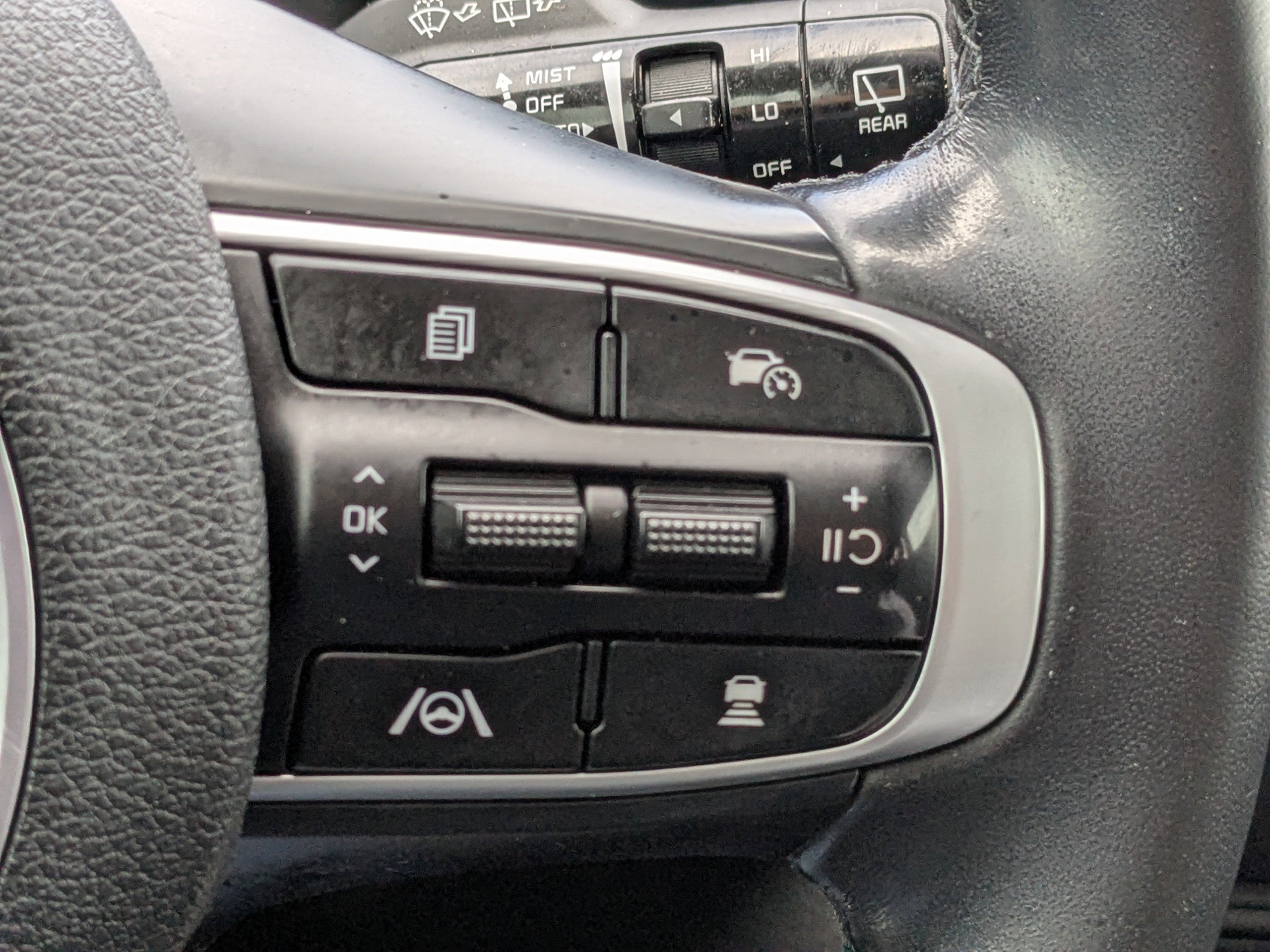 Certified 2023 Kia Sportage SX image 33