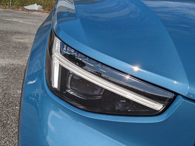 New 2025 Volvo XC40 B5 Plus w/ Protection Package Premier image 11