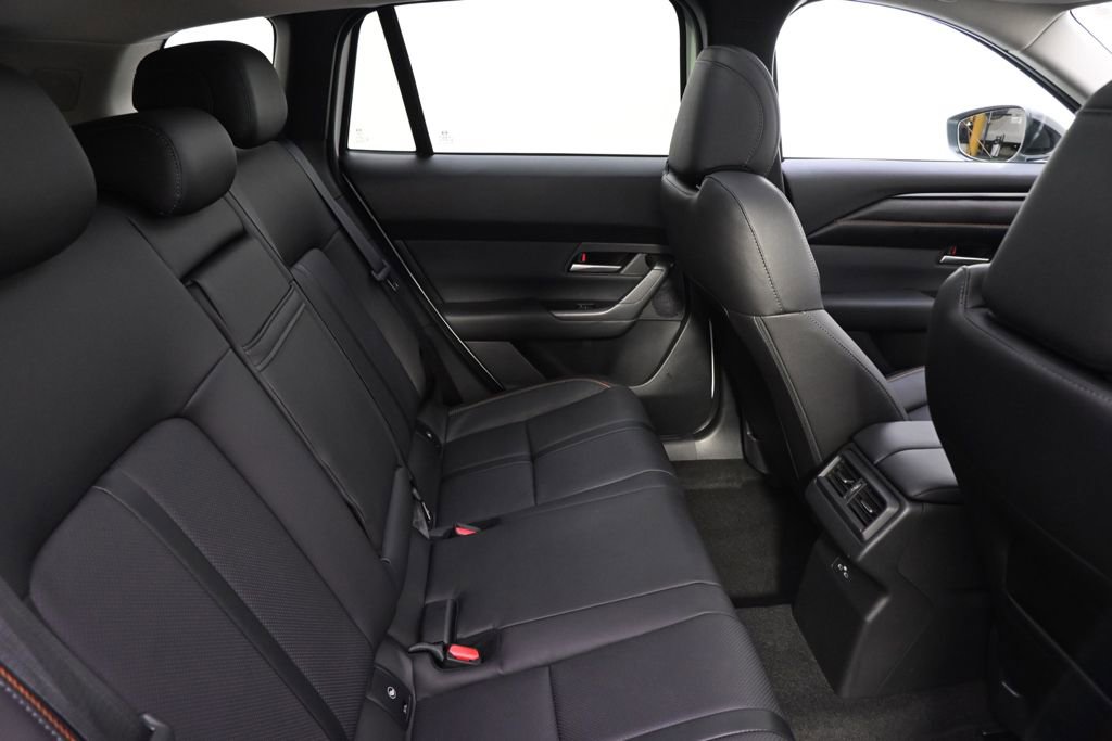 Certified 2026 MAZDA CX-50 AWD 2.5 Hybrid w/ Premium Pkg image 18